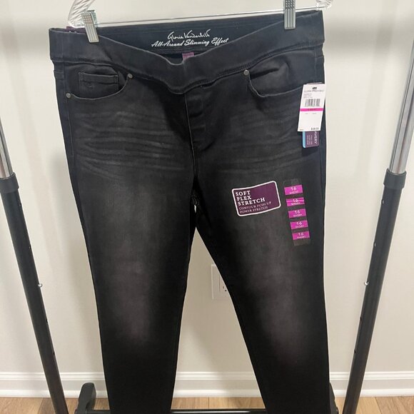 16 Short Slim Jeans - Picture 1 of 7